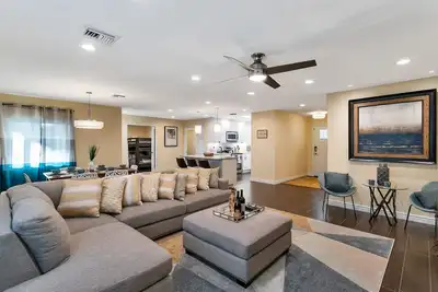 Image de Paradise Home à Scottsdale avec piscine chauffée * Az Logements