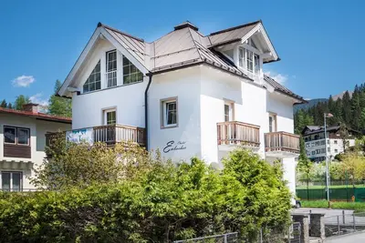 Chalet Embacher