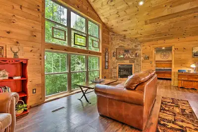 Image de Nouveau! Cabine flambant neuve, 8 Mi au parc d'État de Mohican!