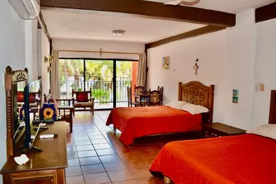 Image de Suite BeachFront entièrement équipée R2