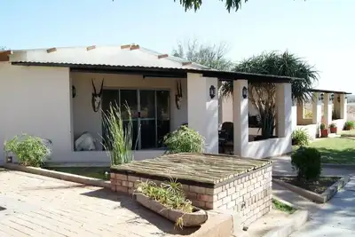 Image de Orpheus Inn, Farm Stay, votre maison loin de chez vous. ArrĂŞt Ă mi-chemin.