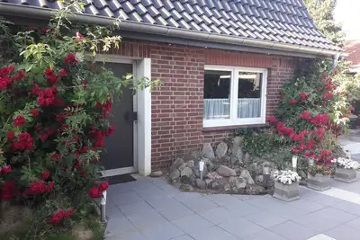 Image de Maison de vacances avec terrasse; idéal pour les amoureux de la nature, les cyclistes et les pêcheurs!
