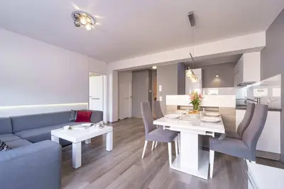 Image de Secret Garden | Near the Beach Apartment | Parking