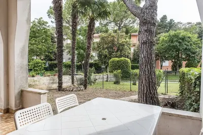 Image de N037 - Numana, three-room apartment with garden a stone's throw from the sea