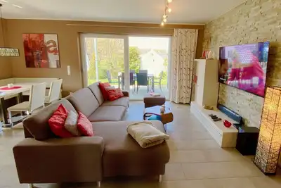 Image de Villa Foresta *****: jacuzzi, sauna, Sky, cheminée à gaz, lit Vdsl / Wlan. incl.