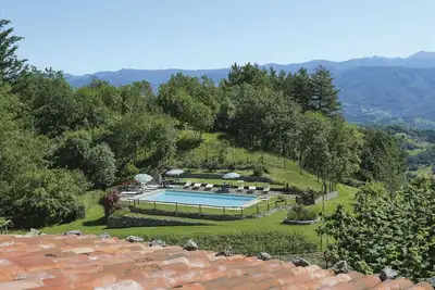 Image de Confortable appartement dans une maison de vacances avec Wifi, piscine, Tv, patio et parking