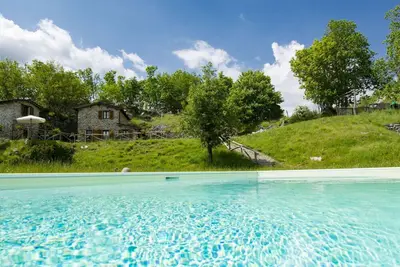 Image de Bel appartement dans une maison de vacances avec piscine, Wifi, Tv, patio, animaux admis, parking