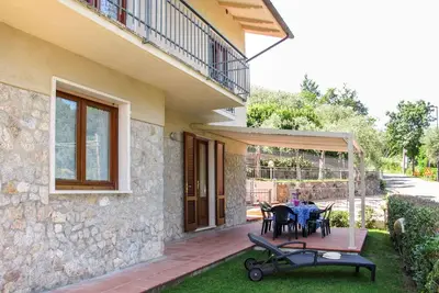 Confortable appartement pour 5 personnes avec Wifi, Tv, terrasse et parking