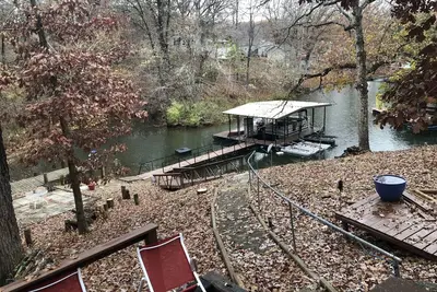Image de Lac d'Ozarks, emplacement 8 mm / comprend un quai