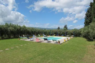 Image de Bel appartement avec Wifi, piscine, terrasse, animaux admis, vue panoramique et parking