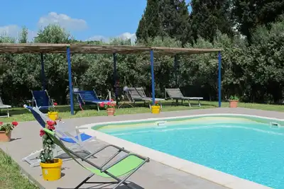 Image de Confortable appartement avec piscine, Wifi, Tv, patio, animaux admis, vue panoramique et parking