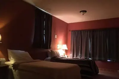 Image de Super endroit<br>Maison de 4 chambres Ă Oklahoma City