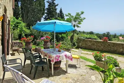 Image de Appartement dans une maison de vacances avec piscine, Wifi, terrasse, animaux admis, vue panoramique