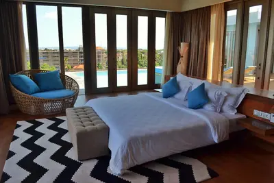 Image de Villa privée avec vue sur la ville et la piscine (Tstar Villa)