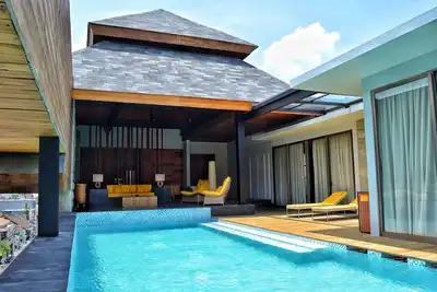 Image de Villa spacieuse avec piscine privée et bain à remous (Villa TShore)