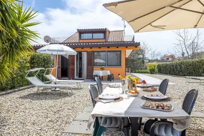 Image de Agréable appartement pour 6 personnes avec climatisation, Wifi, Tv, animaux admis et parking