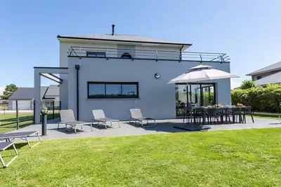 Image de Merveilleuse maison de vacances privée avec Wifi, Tv, terrasse, animaux admis et parking