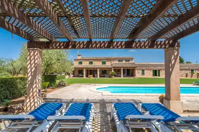 Image de Belle maison de vacances privée avec Wifi, piscine privée, climatisation, Tv, terrasse et parking