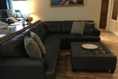 Image de Superbe, première classe, 2 King appartement au centre-ville de Windham