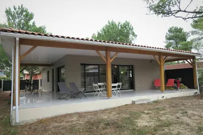 Image de Magnifique maison de vacances privée pour 6 personnes avec Wifi, Tv, terrasse et parking