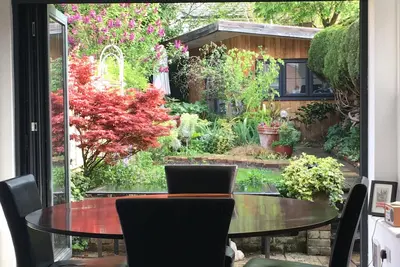 Image de Maison de 3 chambres dans le magnifique St Albans, Ă 10 minutes Ă pied de la gare de Londres