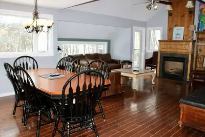 Image de Luxury Trailside Village Three Bedroom # 4 SkiOnSkiOff Grande piste de ski de l'Est