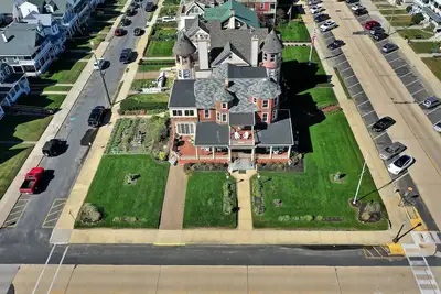 Image de Ocean Front Grand Victorian Mansion