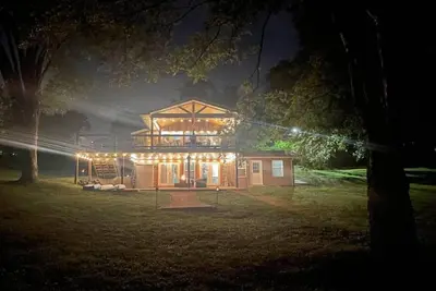 Image de Old Hickory Lake Cottage avec Dock - Animaux acceptés
