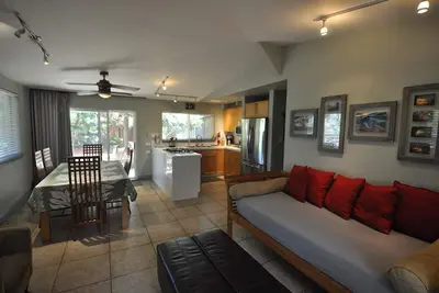 Image de Papaya 2: 2bdrm / 1ba chez Tiki Moon Villas (clone)