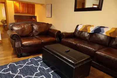 Image de Cozy Quiet Condo on the Hill