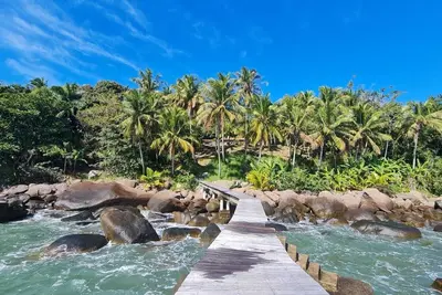 Image de Casa Beira Mar avec jetée privée - Veloso e Corral