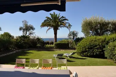 Appartement meublé 3 pièces - 85m² Roc Rdj