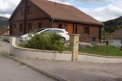 Image de Chalet avec salle de jeux pour location groupes de 15 à 25 personnes