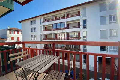 Image de Appartement moderne avec parking privé, proche centre-ville et plage - Saint-Jean-de-Luz