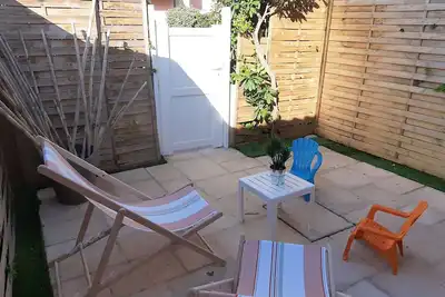 Image de Charmant T2, rez de jardin avec 2 Terrasses