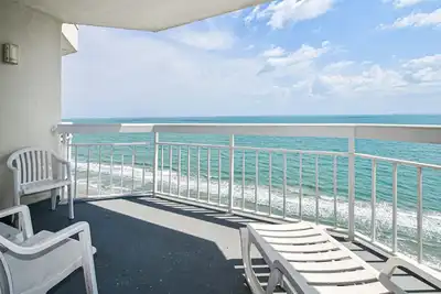 Image de Water's Edge 1511 - Two Bedroom, Two Bathroom, Oceanfront Condo