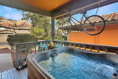 Image de The Bicycle House - The Bicycle House in Uptown Sedona August Weekday Special 135 $
