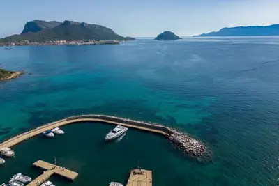 Image de Bel appartement avec climatisation, piscine, Wifi, Tv, terrasse, animaux admis et parking