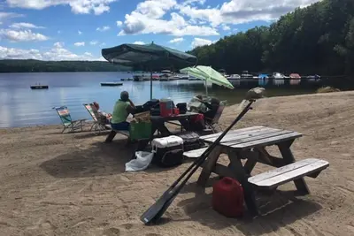 Image de Escapade d'été confortable avec plage et accès nautique