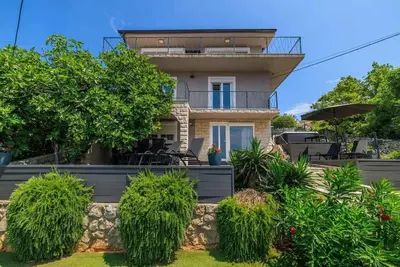Image de Appartement de vacances avec vue sur la mer et balcon