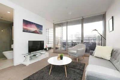Image de Complete Host Monarc Apartments - Designer top floor gem * Vues Wifi Gym Parking
