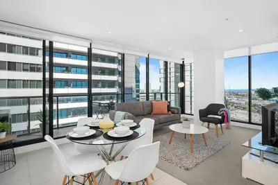 Image de Complete Host Tiara Apartments - Luxueuse maison à Southbank * Piscine Parking Wifi
