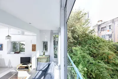 Image de Tranquil Garden Retreat