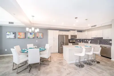 Image de (Ig202) Condo Lake Storey 2/2, parc aquatique gratuit