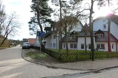 Image de appartement de trois pièces sur la forêt côtière, plage. faible barrière, animaux acceptés, WiFi