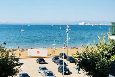 Appartement à Roses en premiere ligne de mer