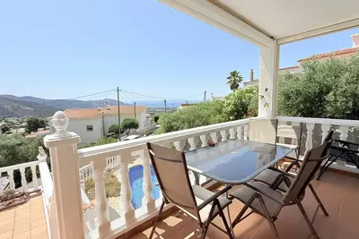 Image de Ref. Alb31 - Villa Avec Piscine Et Vue Mer