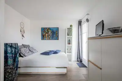 Image de Studio 24m2, balcon, clim réversible, parking privé, tram