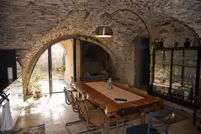Image de Appartement pittoresque dans un ancien moulin Ă huile