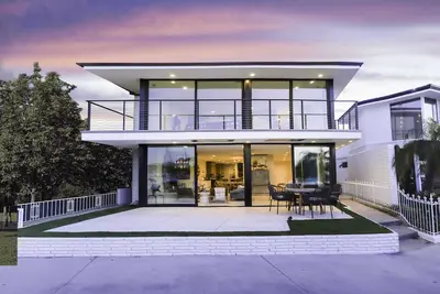 Image de Balboa Island Beautiful Remodeled Beach House! !